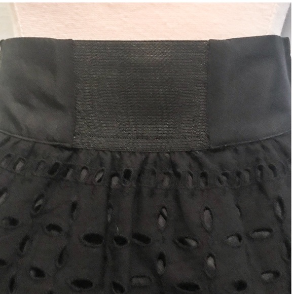 REFORMATION WENCH FRONT DETAIL SKIRT - Picture 7 of 8